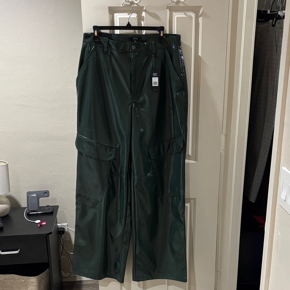 Glossy wide leg pants